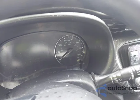 2021 Nissan Kicks Sv Xtronic Cvt from USA, damaged, VIN 3N1CP5CV1ML564684